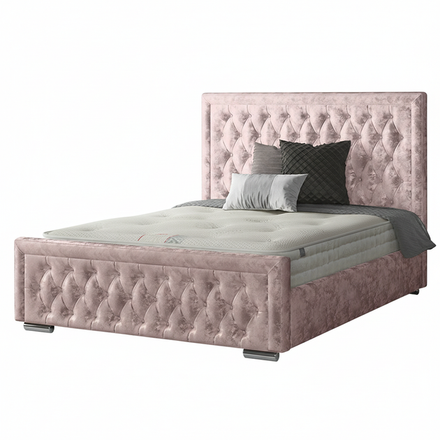 Sandringham Bordered Chesterfield Bed Frame with Matching Buttons in Crushed Velvet