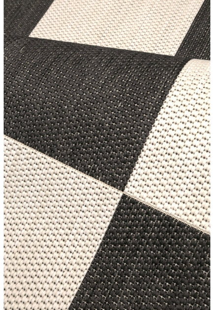 County-Chequer-Black-Overhead_03