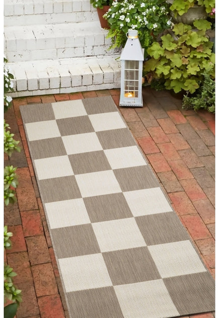 County-Chequer-Natural-Overhead_01