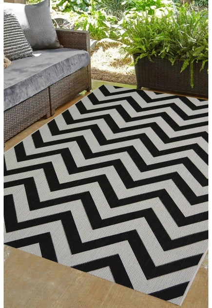 County-Chevron-Black-Roomset