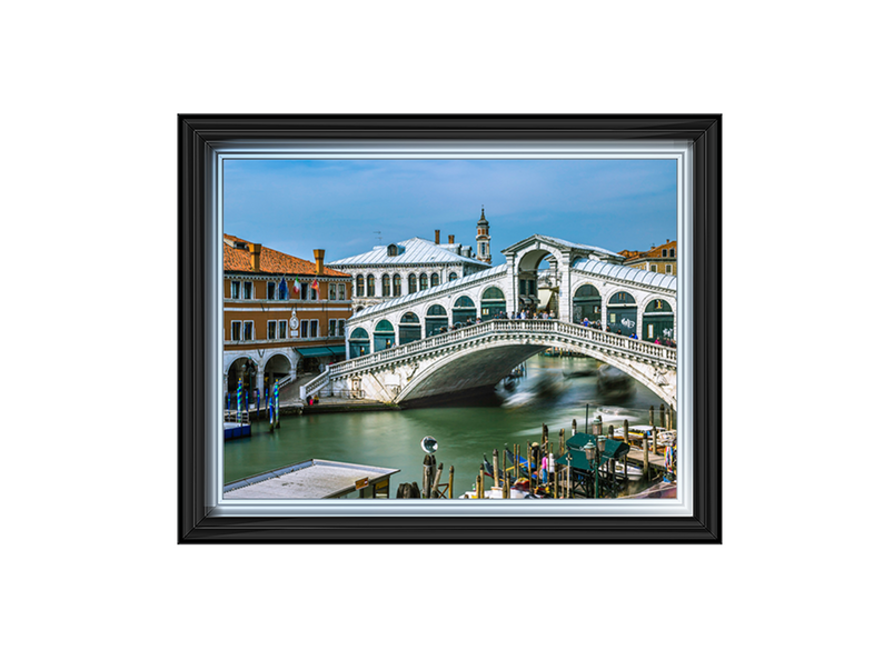 Famous Rialto bridge, Venice