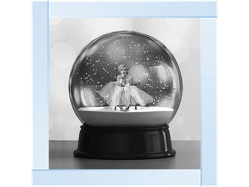 Marilyns Snowglobe