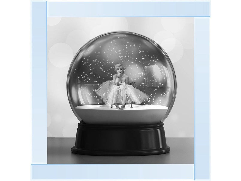 Marilyns Snowglobe