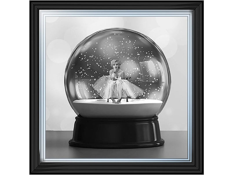 Marilyns Snowglobe