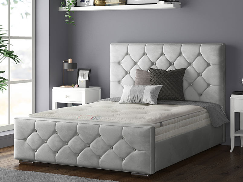 Belle Bed Plush Velvet Silver