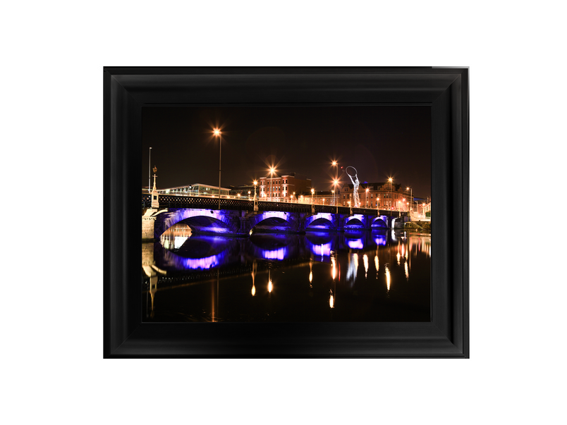 Ireland, View of Lagan Bridge