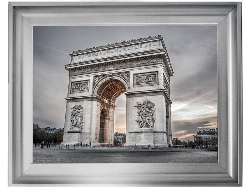 Arc de Triumph Outside