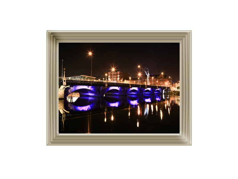 Ireland, View of Lagan Bridge