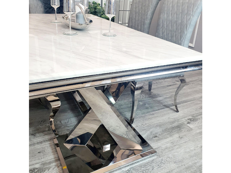 Xavia 1.8 Dining Table