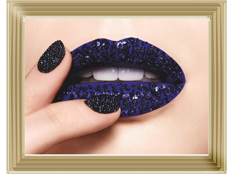 Blue Lips Glamour