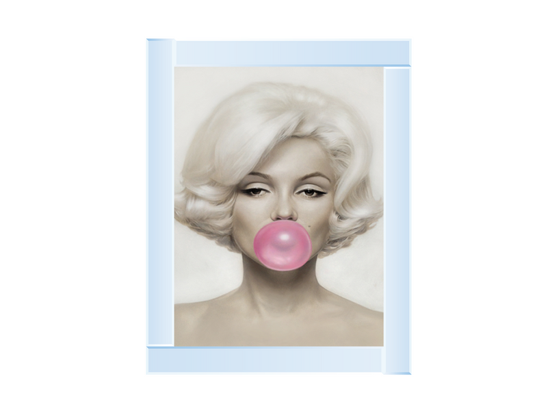 Marilyn bubble gum